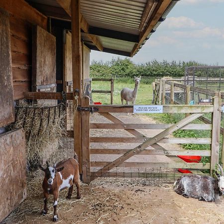 The Hay Barn Chester Exterior foto